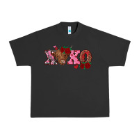 Pigment Black xoxo highland cow Urban Heavy Tee - RanaPortraitStore