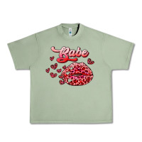 Oil Green babe with kiss Urban Heavy Tee - RanaPortraitStore