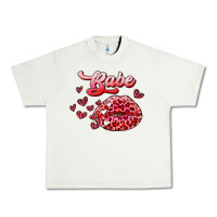 Pistachio babe with kiss Urban Heavy Tee - RanaPortraitStore