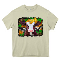Mossy st patricks baby cow with leopard background Heavy Core Tee - Jasminsmagicworld