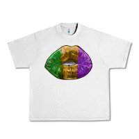 Lunar Rock mardi gras kiss Urban Heavy Tee - RanaPortraitStore