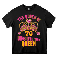 Black the queen is 70 long live the queen Heavy Core Tee - Jasminsmagicworld