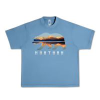 Pebble Blue Montana Bear with Glacier National Park Lake Image Souvenir Urban Heavy Tee - trangStudio