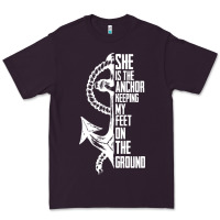 Plum she is the anchor keeping my feet on the ground Premium Tee - Bettercallsaul