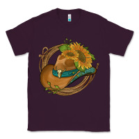 Plum western hat with sunflowers and rope Classic Tee - Artiststas