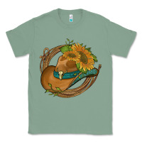 Sage western hat with sunflowers and rope Classic Tee - Artiststas