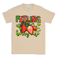 Mushroom feeling berry cute strawberry Classic Tee - Jasminsmagicworld