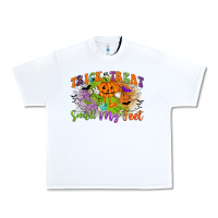 White trick or treat smell my feet Urban Heavy Tee - CowGirlArtShop