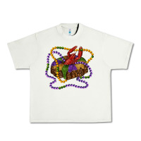 Pistachio mardi gras craw fish king cake with leopard Urban Heavy Tee - RanaPortraitStore