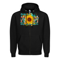 Black being a mom makes my life complete Zipper Hoodie - RacoonDesign