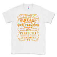 White vintage 1946 the man myth legend 77 year old birthday gifts Classic Tee - trangStudio