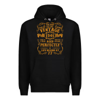 Black vintage 1946 the man myth legend 77 year old birthday gifts Premium Hoodie - trangStudio