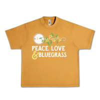 Peanut Butter peace , love & bluegrass   banjo nature vines illu Urban Heavy Tee - DesignPulse