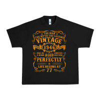 Black vintage 1946 the man myth legend 77 year old birthday gifts Urban Heavy Tee - trangStudio