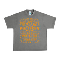 Tornado vintage 1946 the man myth legend 77 year old birthday gifts Urban Heavy Tee - trangStudio