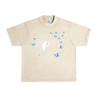 Sandshell yin yang with butterflies ancient chinese yin yang Urban Heavy Tee - Craftify