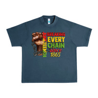 Midnight Navy juneteenth breaking every chain since 1865 Urban Heavy Tee - CowGirlArtShop
