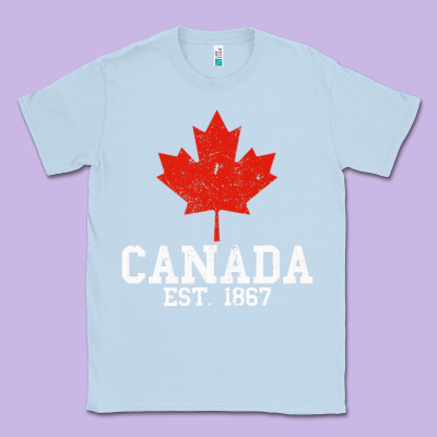 Vintage Canada Est.1867 Maple Leaf Canadian Flag R Classic Tee Designed By Artchic