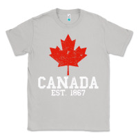 Moon Dust vintage canada est.1867 maple leaf canadian flag r Classic Tee - ArtChic