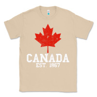 Mushroom vintage canada est.1867 maple leaf canadian flag r Classic Tee - ArtChic