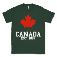 Sports Green vintage canada est.1867 maple leaf canadian flag r Classic Tee - ArtChic