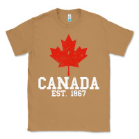 Toasted Coconut vintage canada est.1867 maple leaf canadian flag r Classic Tee - ArtChic