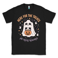 Black halloween cat costume Classic Tee - StudioElite