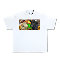 White Charolais Bull And Black Angus Bull With Farm Urban Heavy Tee - RanaPortraitStore