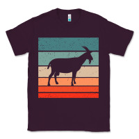 Plum goat goats retro style vintage 140 goat lover Classic Tee - ArtMosaic