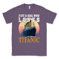 Lavender ship just a girl who loves titanic boat titanic girls woman t shirt Classic Tee - ArtMosaic