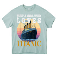 Arona ship just a girl who loves titanic boat titanic girls woman t shirt Heavy Core Tee - ArtMosaic