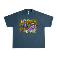 Midnight Navy im catchin if youre throwin Urban Heavy Tee - CowGirlArtShop