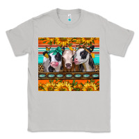 Moon Dust heifers and sunflowers Classic Tee - Jasminsmagicworld