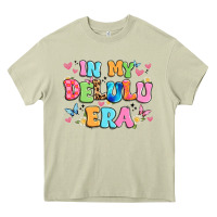 Mossy in my delulu era Heavy Core Tee - Artiststas