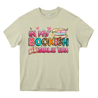Mossy in my bookish girlie era Heavy Core Tee - Artiststas