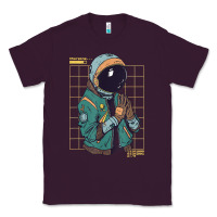 Plum astronaut space travel retro aesthetic streetwear t shirt Classic Tee - minhPixels