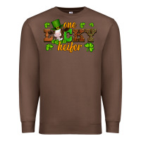 Chestnut st patricks one lucky heifer baby cow Premium Sweatshirt - Artiststas