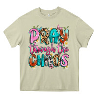 Mossy pray through the chaos Heavy Core Tee - Artiststas