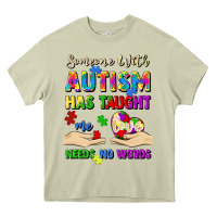 Mossy someone with autism has taught me love needs no wo Heavy Core Tee - Artiststas