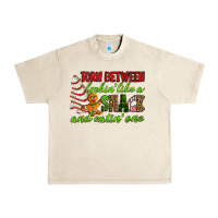 Sandshell Torn between lookin' like a snack and eatin' one Urban Heavy Tee - RanaPortraitStore