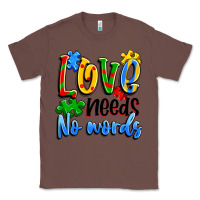Chestnut love needs no words Classic Tee - Artiststas