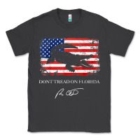 Smoke Don_t Tread On Florida Governor Ron DeSantis 2022 USA Flag Classic Tee - minhPixels