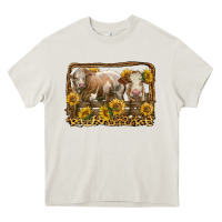 Cream simmental bull and heifer with sunflowers Heavy Core Tee - LillyAllenDesigns