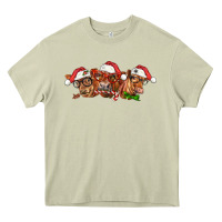 Mossy christmas red angus cows Heavy Core Tee - LillyAllenDesigns