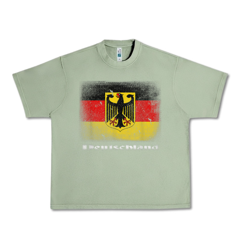 Germany German Flag Deutschland Souvenir Gift Alemania Urban Heavy Tee by minhPixels | Teevron