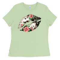 Matcha Cowhide And Flowers Lips Ladies Tee - Bettercallsaul