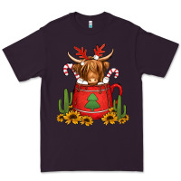 Plum hot coco christmas highland cow Premium Tee - Jasminsmagicworld