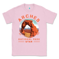 Bubblegum Pink Cool Arches National Park Utah Classic Tee - minhPixels