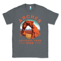 Charcoal Heather Cool Arches National Park Utah Classic Tee - minhPixels