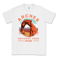 White Cool Arches National Park Utah Classic Tee - minhPixels